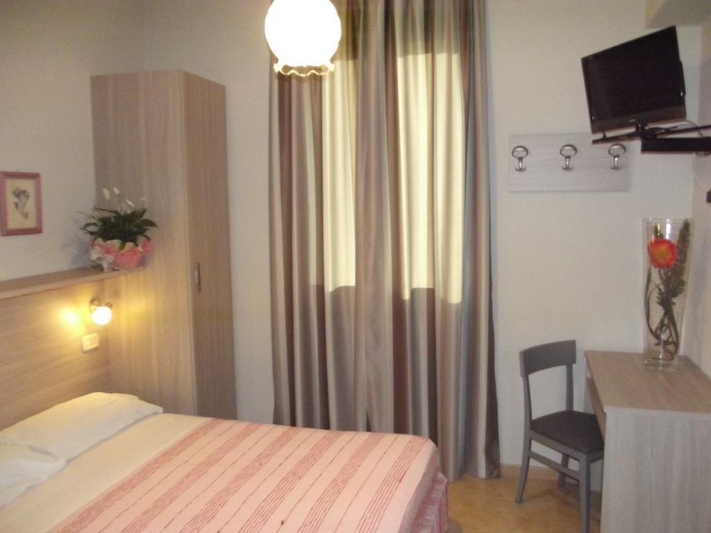Hotel Piccadilly Montecatini Terme Bagian luar foto