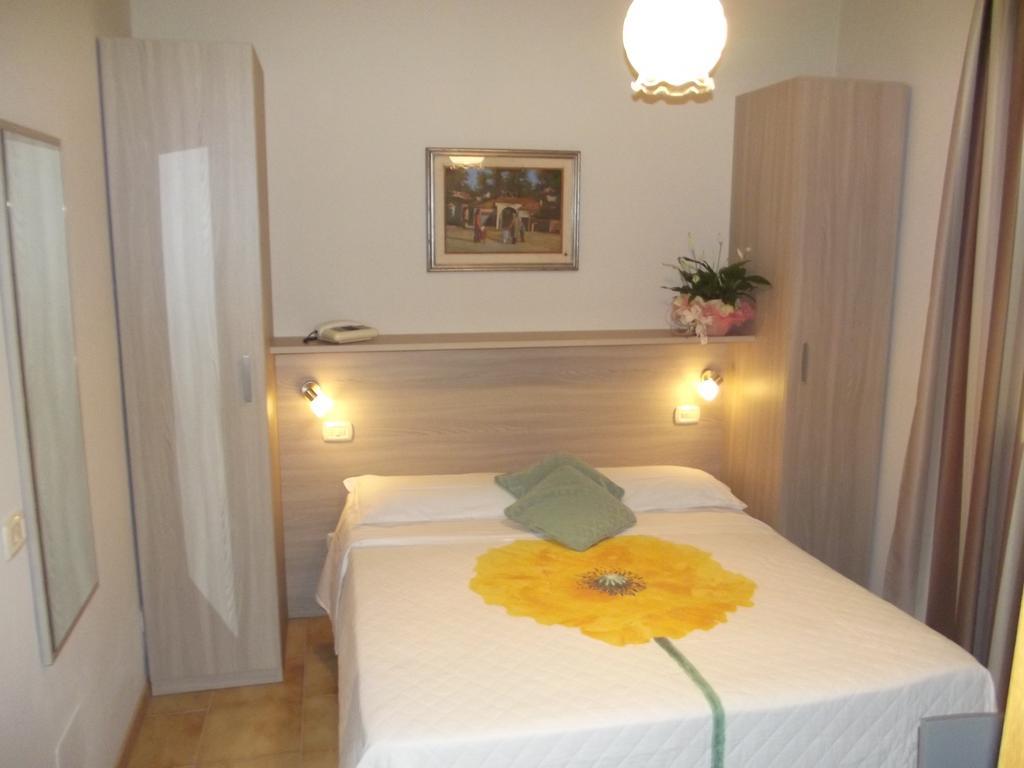 Hotel Piccadilly Montecatini Terme Bagian luar foto