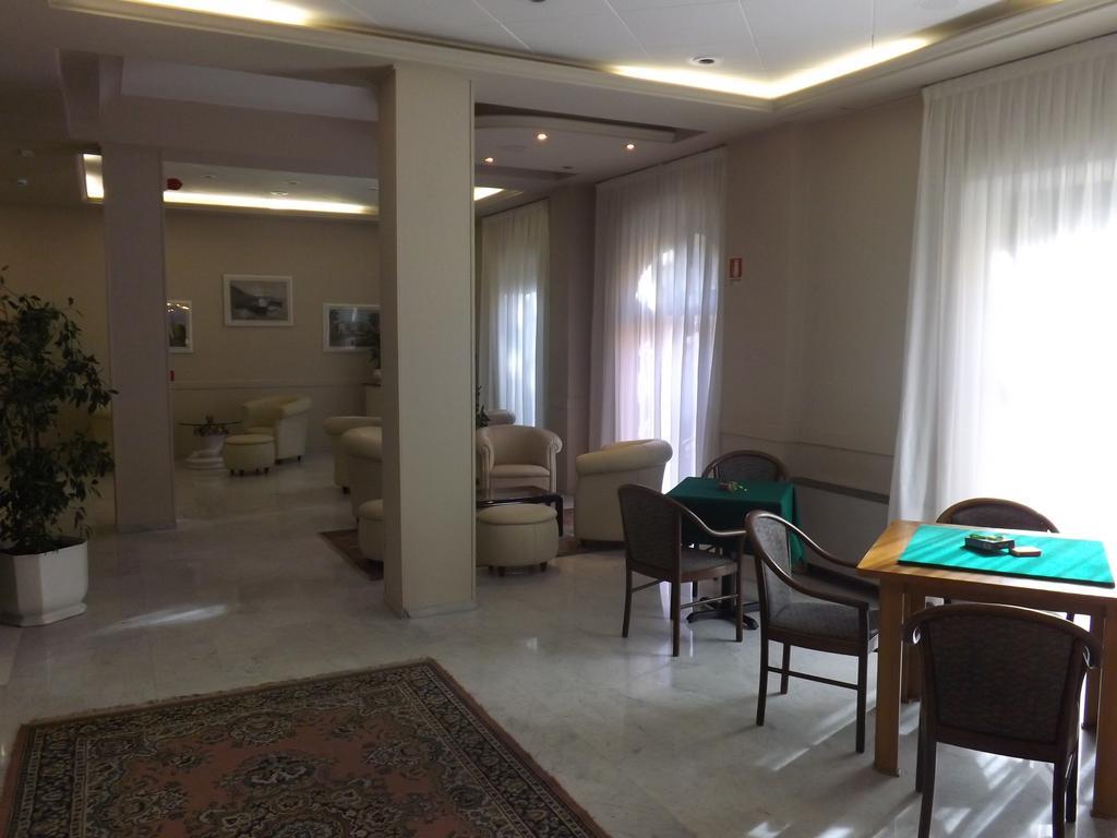 Hotel Piccadilly Montecatini Terme Bagian luar foto