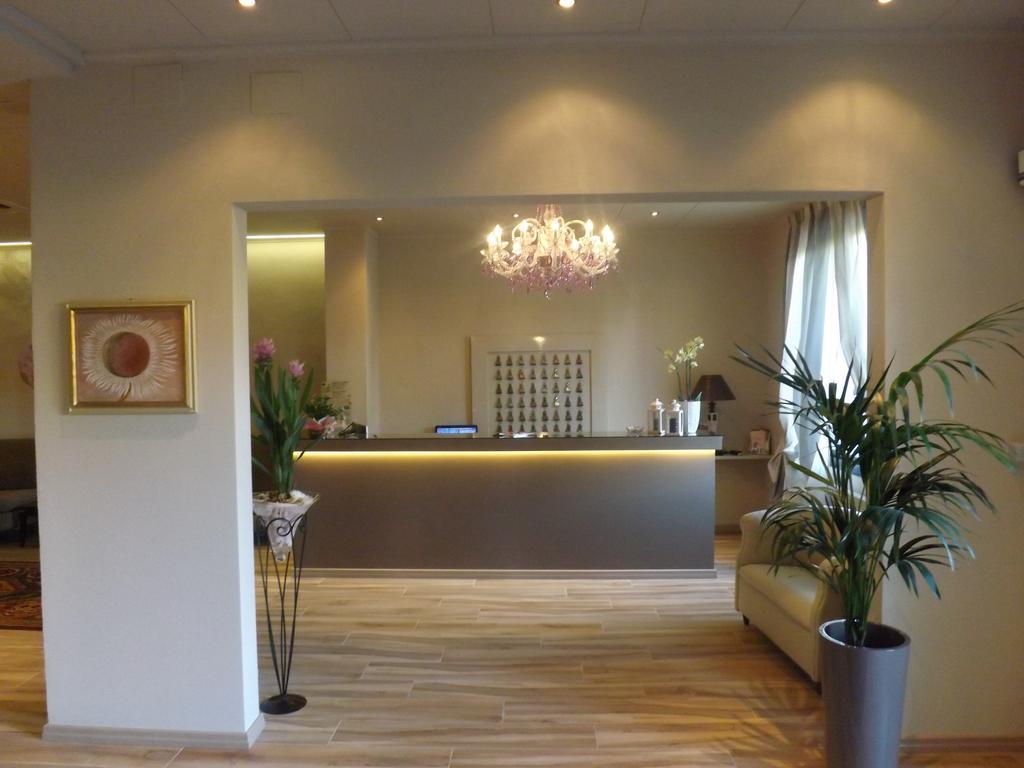 Hotel Piccadilly Montecatini Terme Bagian luar foto