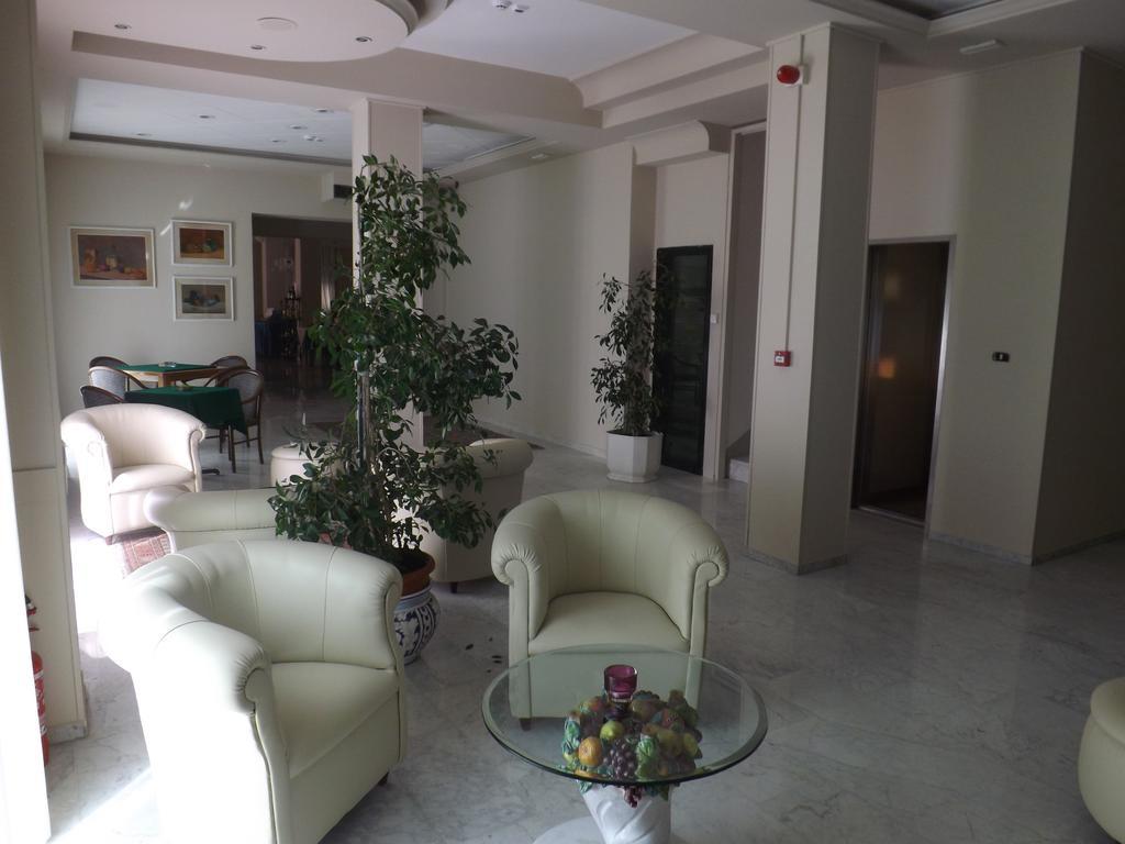 Hotel Piccadilly Montecatini Terme Bagian luar foto